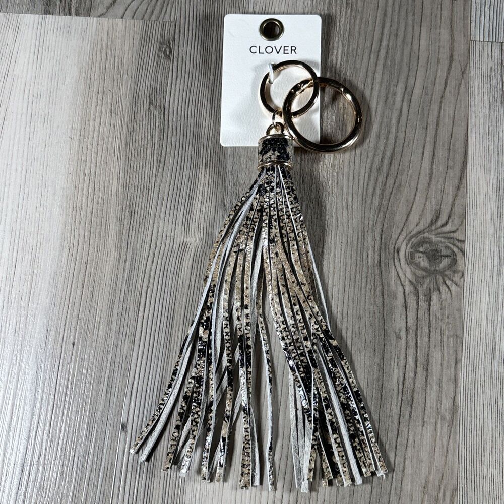 NWT Vegan Leather Fringe Gold Western Snakeskin Keychain Lanyard Tag Luggage Tag